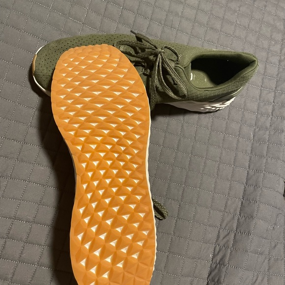 Nobull Olive Green Ripstop Runners - Picture 5 of 5